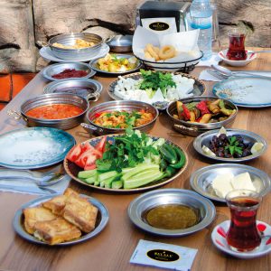 Serpme Kahvaltı