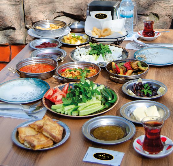 Serpme Kahvaltı