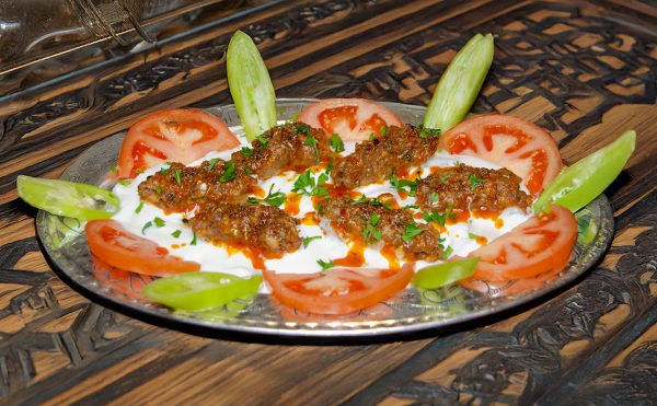 Yoğurtlu Kebap